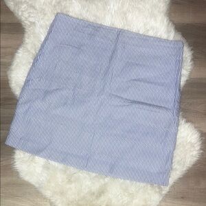 Vineyard Vines Tiered Blue and White Striped Mini Skirt Sz 6